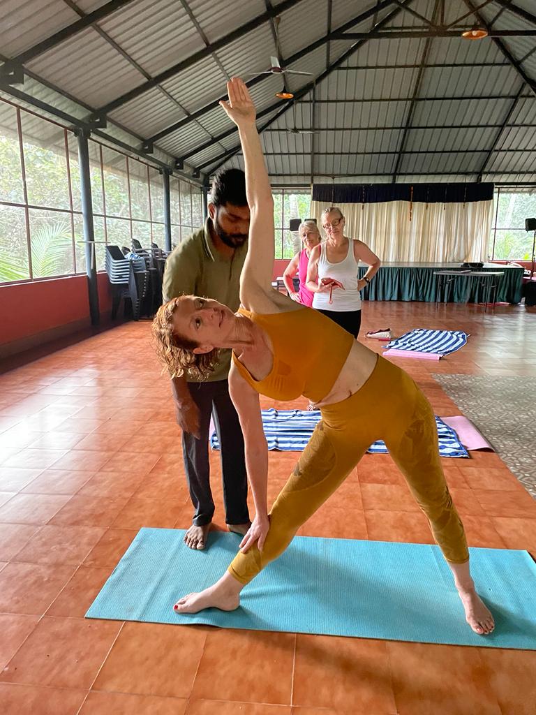A quoi ressemble une séance de yoga dans une cure ayurvédique ? 
